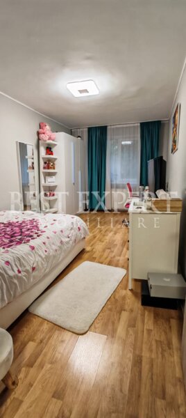 Titan Apartament 4 camere  cu geam la baie, bloc reabilitat, 5 min metrou Titan